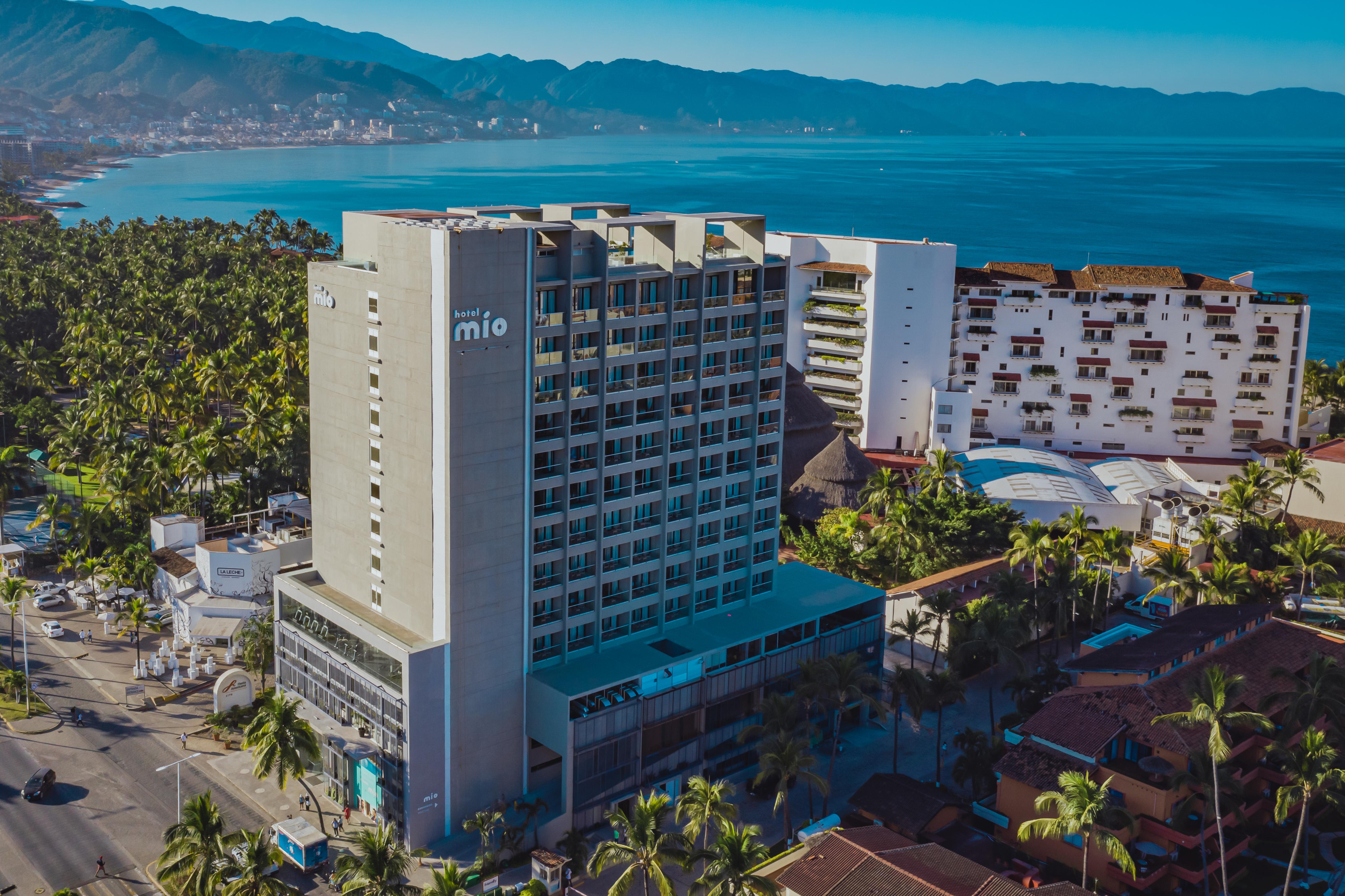 Hotel Mio Vallarta Unique & Different- Adults Only ปูแอร์โตบาญาร์ตา ภายนอก รูปภาพ
