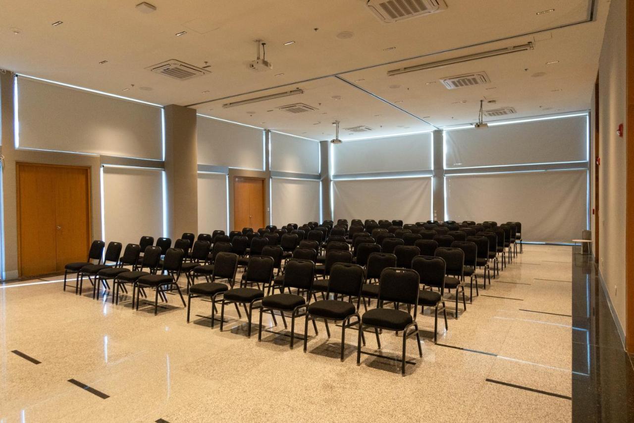 Hotel Mio Vallarta Unique & Different- Adults Only ปูแอร์โตบาญาร์ตา ภายนอก รูปภาพ The main conference room