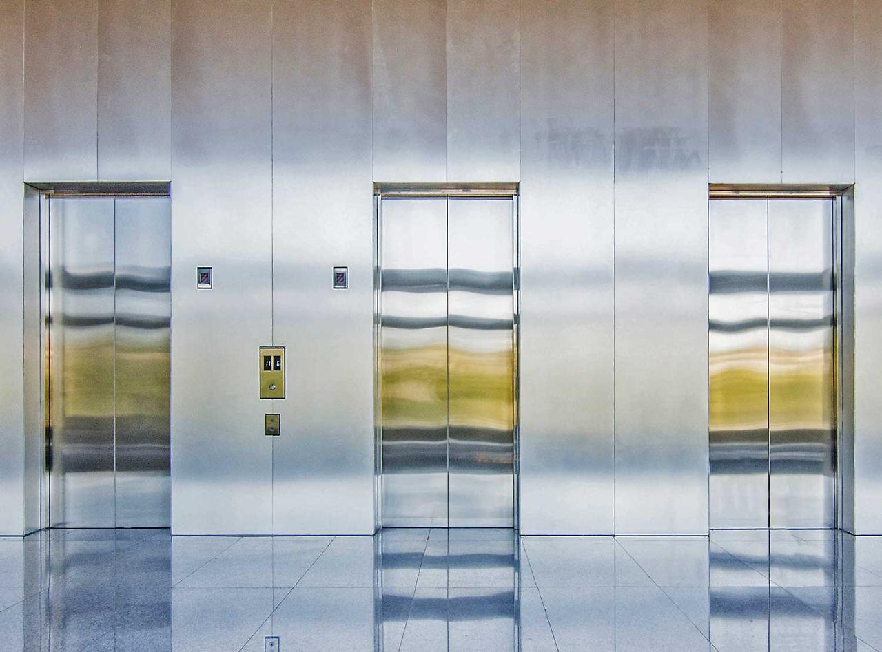 Hotel Mio Vallarta Unique & Different- Adults Only ปูแอร์โตบาญาร์ตา ภายนอก รูปภาพ Elevators at the National Museum of the United States Army